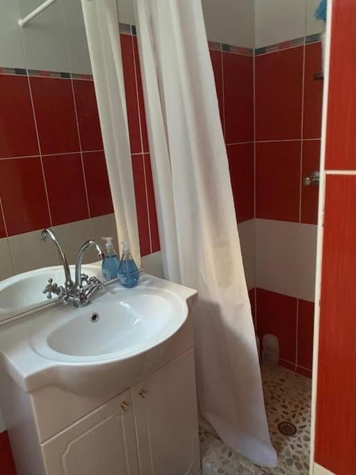 Appt 4 Pers Avec Jardin Ombrage En Centre Ville De Sète מראה חיצוני תמונה